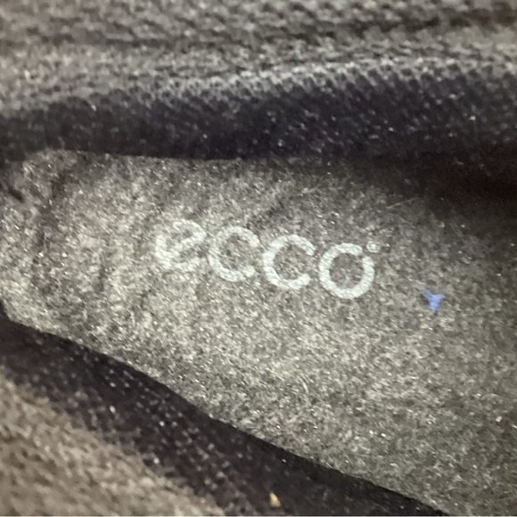 ECCO Gore-Tex Waterproof Leather Mesh Hiking Boot - Picture 11 of 13